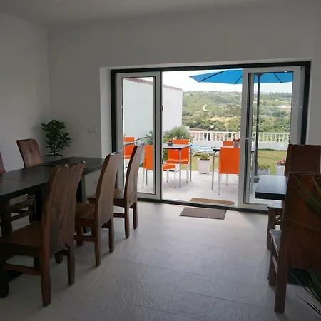 Vista Bed & Breakfast Alcobaça